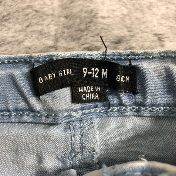 5/$25 • Baby Girl • Cat Print Jean Shorts - Picture 3 of 7